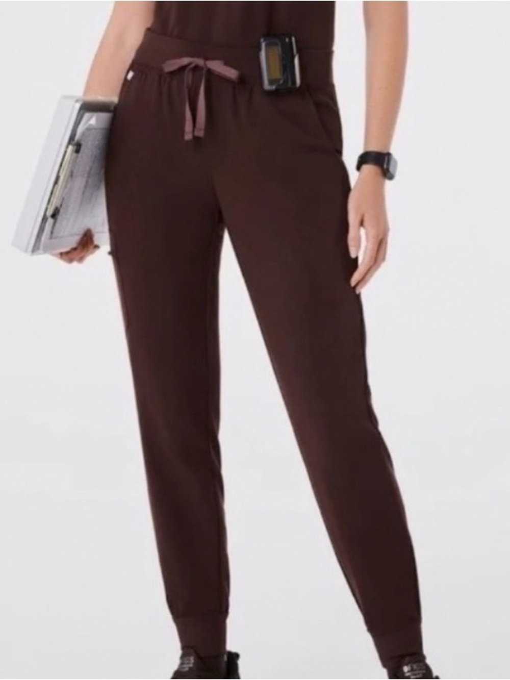 Figs Zamora Expresso/Brown Joggers EUC No flaws. Highly sought after color